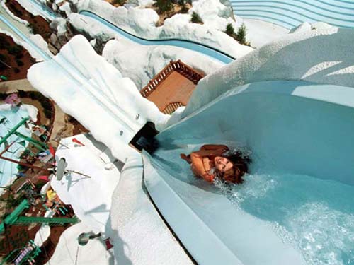 威尼斯人水上乐园大众洗浴被偷拍（威尼斯水上乐园图片）
